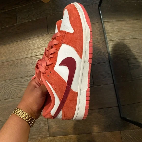 Nike Dunks - Picture 2 of 5